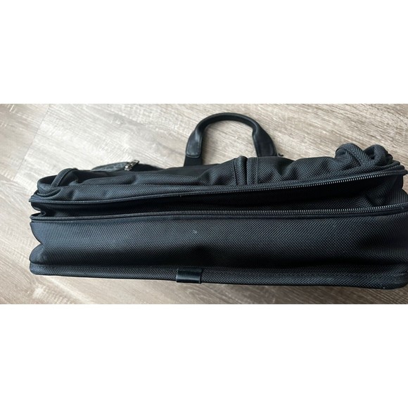 TUMI Alpha Black Ballistic expandable Laptop Business Briefcase 26041D4 - Picture 7 of 8